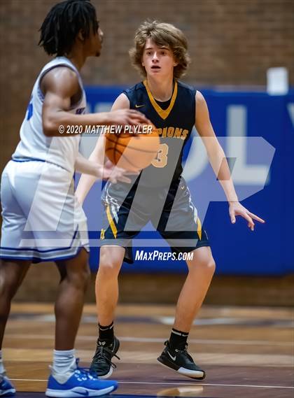 Thumbnail 2 in Rocky Mount vs Westover (NCHSAA 3A Third Round) photogallery.