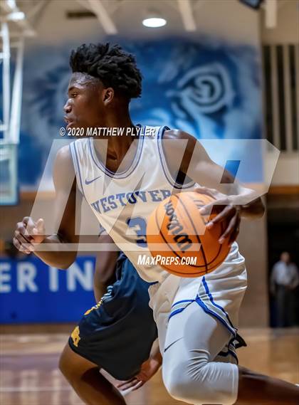 Thumbnail 3 in Rocky Mount vs Westover (NCHSAA 3A Third Round) photogallery.