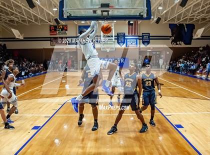 Thumbnail 1 in Rocky Mount vs Westover (NCHSAA 3A Third Round) photogallery.