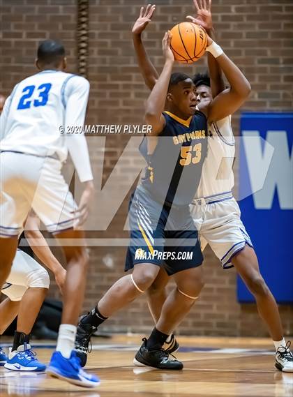 Thumbnail 3 in Rocky Mount vs Westover (NCHSAA 3A Third Round) photogallery.