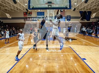 Thumbnail 2 in Rocky Mount vs Westover (NCHSAA 3A Third Round) photogallery.