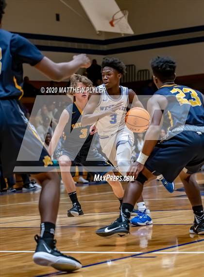 Thumbnail 1 in Rocky Mount vs Westover (NCHSAA 3A Third Round) photogallery.