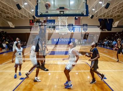 Thumbnail 3 in Rocky Mount vs Westover (NCHSAA 3A Third Round) photogallery.