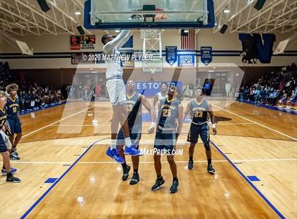 Thumbnail 2 in Rocky Mount vs Westover (NCHSAA 3A Third Round) photogallery.