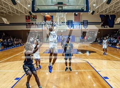 Thumbnail 2 in Rocky Mount vs Westover (NCHSAA 3A Third Round) photogallery.