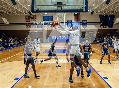 Thumbnail 1 in Rocky Mount vs Westover (NCHSAA 3A Third Round) photogallery.