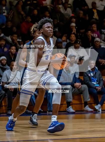 Thumbnail 3 in Rocky Mount vs Westover (NCHSAA 3A Third Round) photogallery.