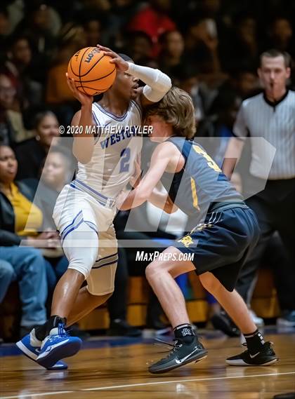 Thumbnail 1 in Rocky Mount vs Westover (NCHSAA 3A Third Round) photogallery.