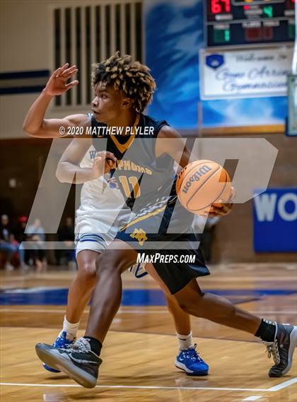 Thumbnail 2 in Rocky Mount vs Westover (NCHSAA 3A Third Round) photogallery.