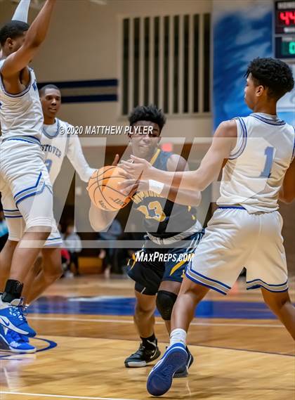 Thumbnail 1 in Rocky Mount vs Westover (NCHSAA 3A Third Round) photogallery.
