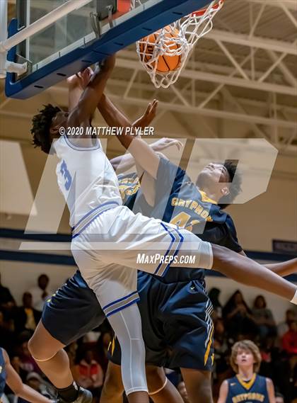 Thumbnail 1 in Rocky Mount vs Westover (NCHSAA 3A Third Round) photogallery.