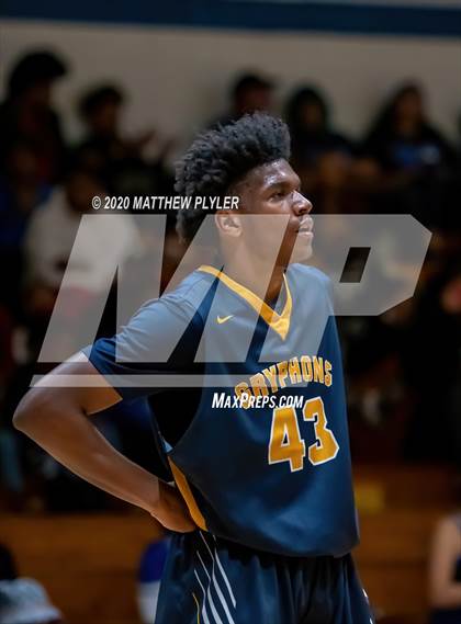 Thumbnail 1 in Rocky Mount vs Westover (NCHSAA 3A Third Round) photogallery.