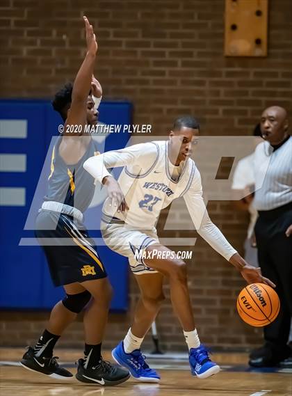 Thumbnail 3 in Rocky Mount vs Westover (NCHSAA 3A Third Round) photogallery.