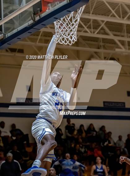 Thumbnail 3 in Rocky Mount vs Westover (NCHSAA 3A Third Round) photogallery.