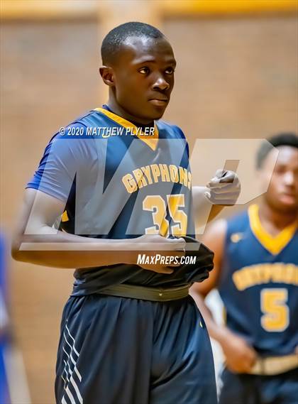 Thumbnail 2 in Rocky Mount vs Westover (NCHSAA 3A Third Round) photogallery.