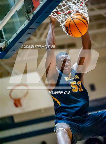 Thumbnail 1 in Rocky Mount vs Westover (NCHSAA 3A Third Round) photogallery.