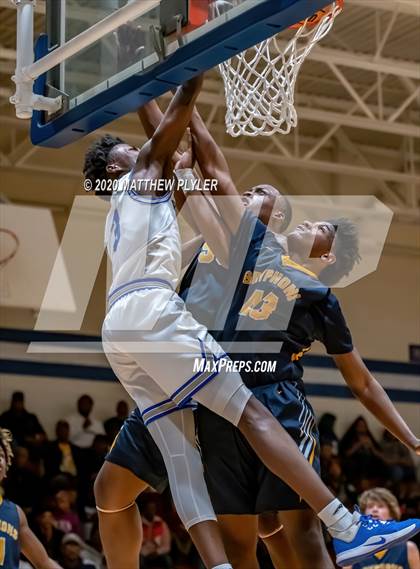 Thumbnail 3 in Rocky Mount vs Westover (NCHSAA 3A Third Round) photogallery.