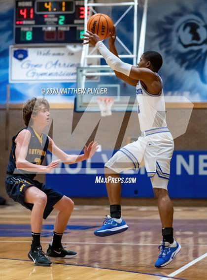 Thumbnail 3 in Rocky Mount vs Westover (NCHSAA 3A Third Round) photogallery.