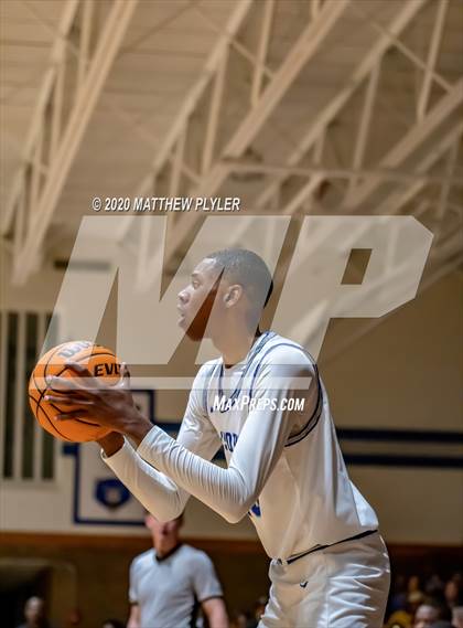 Thumbnail 2 in Rocky Mount vs Westover (NCHSAA 3A Third Round) photogallery.