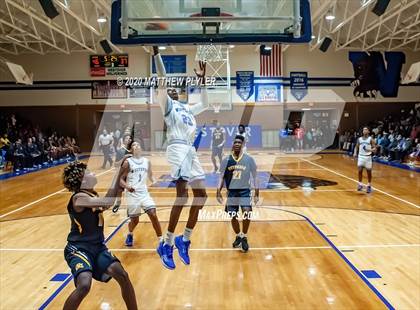 Thumbnail 3 in Rocky Mount vs Westover (NCHSAA 3A Third Round) photogallery.