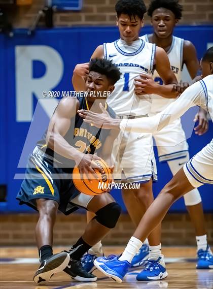 Thumbnail 2 in Rocky Mount vs Westover (NCHSAA 3A Third Round) photogallery.