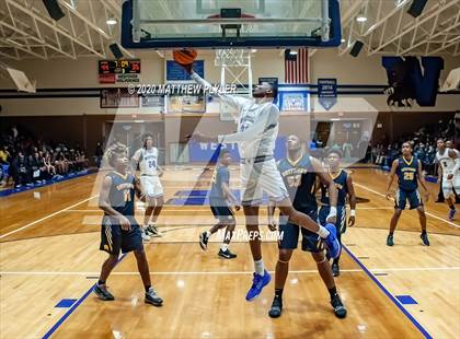 Thumbnail 2 in Rocky Mount vs Westover (NCHSAA 3A Third Round) photogallery.