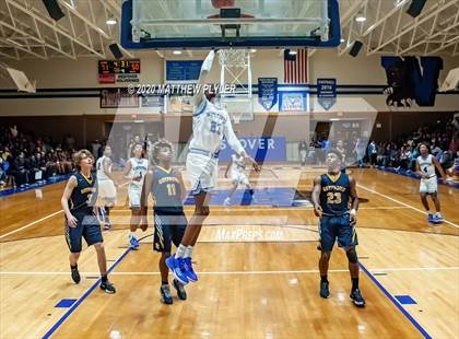 Thumbnail 2 in Rocky Mount vs Westover (NCHSAA 3A Third Round) photogallery.