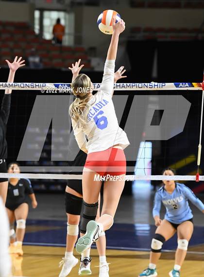 Thumbnail 2 in Arcadia vs. Estrella Foothills (AIA 4A Final) photogallery.