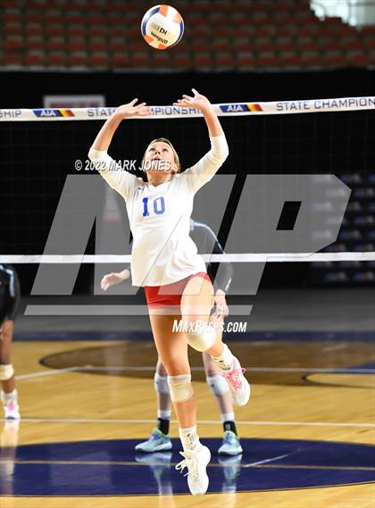 Thumbnail 1 in Arcadia vs. Estrella Foothills (AIA 4A Final) photogallery.