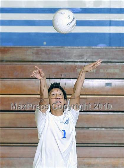 Thumbnail 1 in La Salle @ San Marino photogallery.
