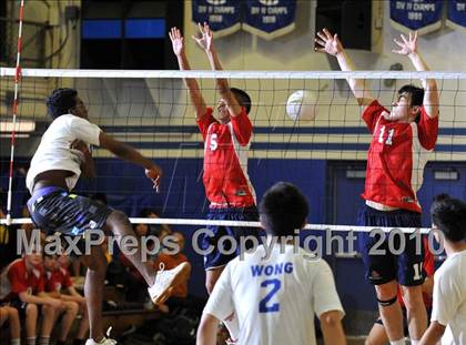 Thumbnail 3 in La Salle @ San Marino photogallery.
