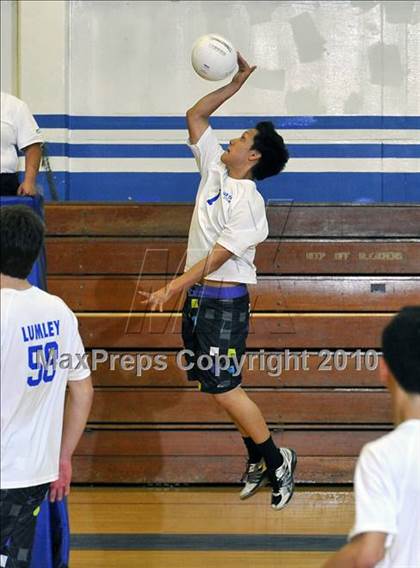 Thumbnail 3 in La Salle @ San Marino photogallery.
