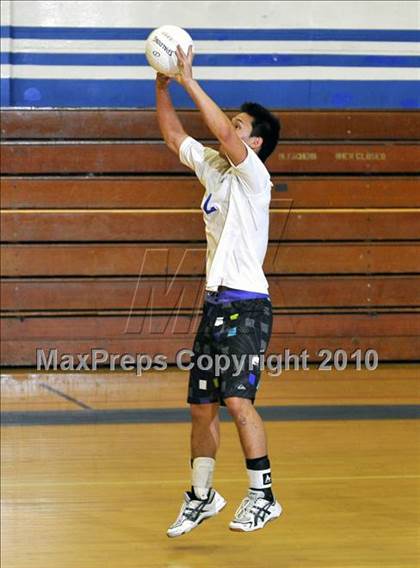 Thumbnail 3 in La Salle @ San Marino photogallery.