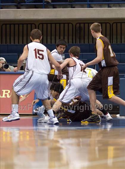 Thumbnail 2 in Bishop's vs Parker (CIF SDS D4 Final) photogallery.