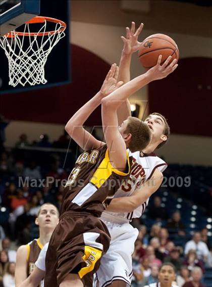 Thumbnail 1 in Bishop's vs Parker (CIF SDS D4 Final) photogallery.