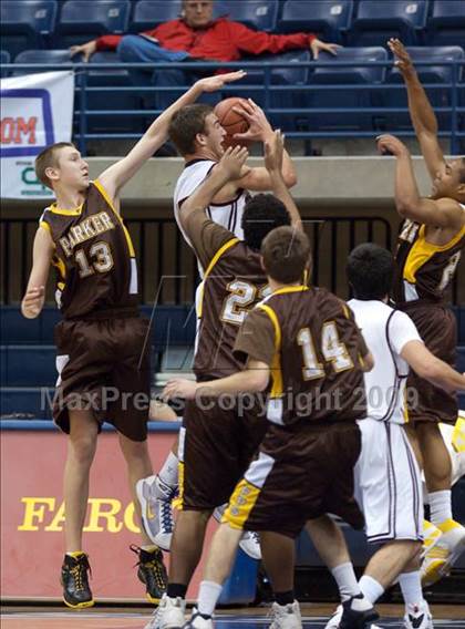 Thumbnail 3 in Bishop's vs Parker (CIF SDS D4 Final) photogallery.