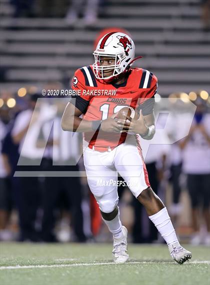 Thumbnail 3 in Dallas Jesuit @ MacArthur photogallery.