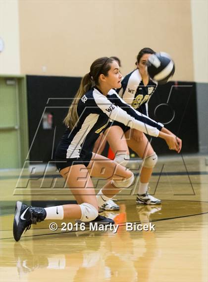 Thumbnail 1 in Central Catholic @ Enochs photogallery.