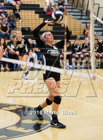 Thumbnail 1 in Central Catholic @ Enochs photogallery.