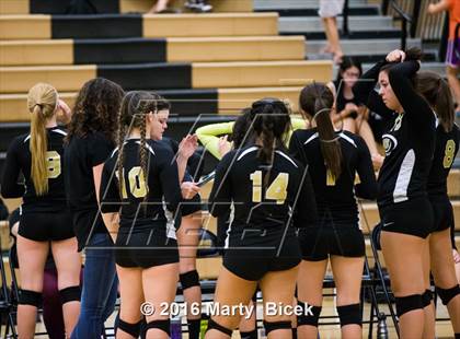 Thumbnail 3 in Central Catholic @ Enochs photogallery.