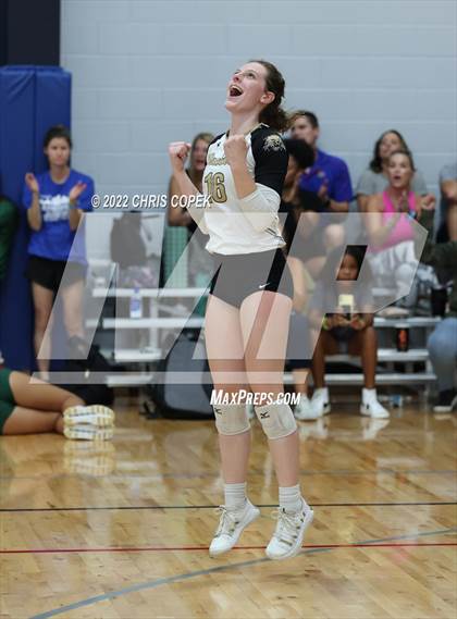 Thumbnail 2 in Buchholz vs Vero Beach (Nike Tournament of Champions) photogallery.