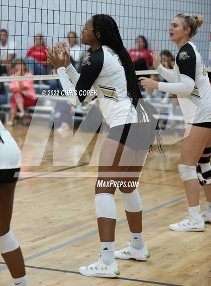 Thumbnail 1 in Buchholz vs Vero Beach (Nike Tournament of Champions) photogallery.