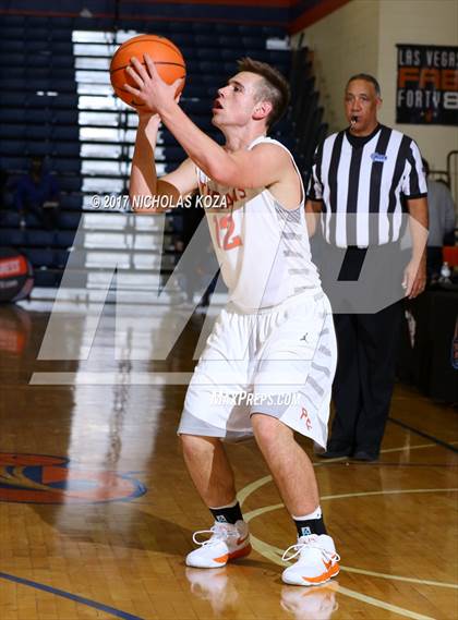 Thumbnail 2 in Salesian vs. Post Falls (Tarkanian Classic) photogallery.