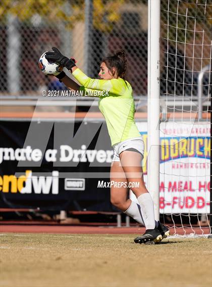 Thumbnail 1 in Hope Christian vs. St. Pius X photogallery.