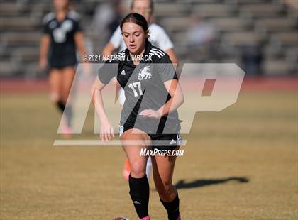 Thumbnail 2 in Hope Christian vs. St. Pius X photogallery.