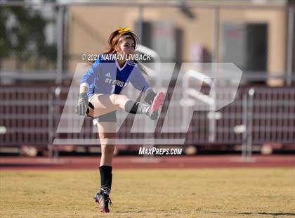 Thumbnail 3 in Hope Christian vs. St. Pius X photogallery.