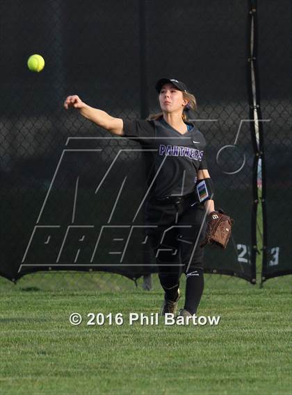 Thumbnail 2 in Pickerington North vs. Dublin Jerome photogallery.