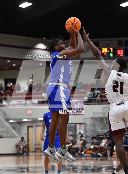 Thumbnail 2 in Morrilton vs. Monticello (AAA 4A State Round Two) photogallery.