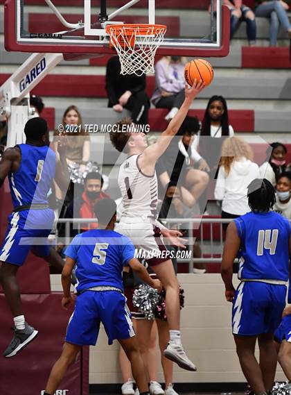 Thumbnail 3 in Morrilton vs. Monticello (AAA 4A State Round Two) photogallery.