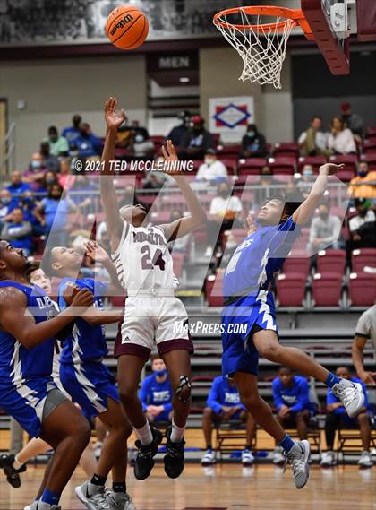 Thumbnail 2 in Morrilton vs. Monticello (AAA 4A State Round Two) photogallery.